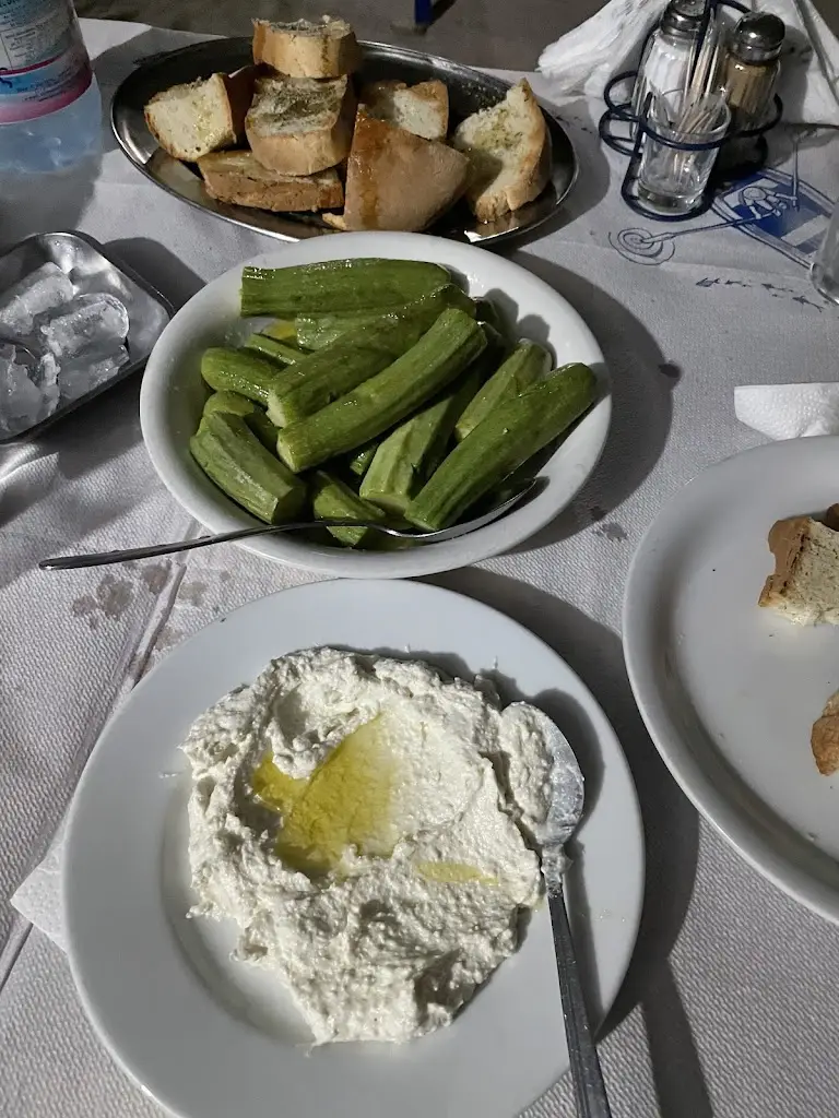 Menü_Ο Παράδεισος_Áyioi Apóstoloi_Bild_4