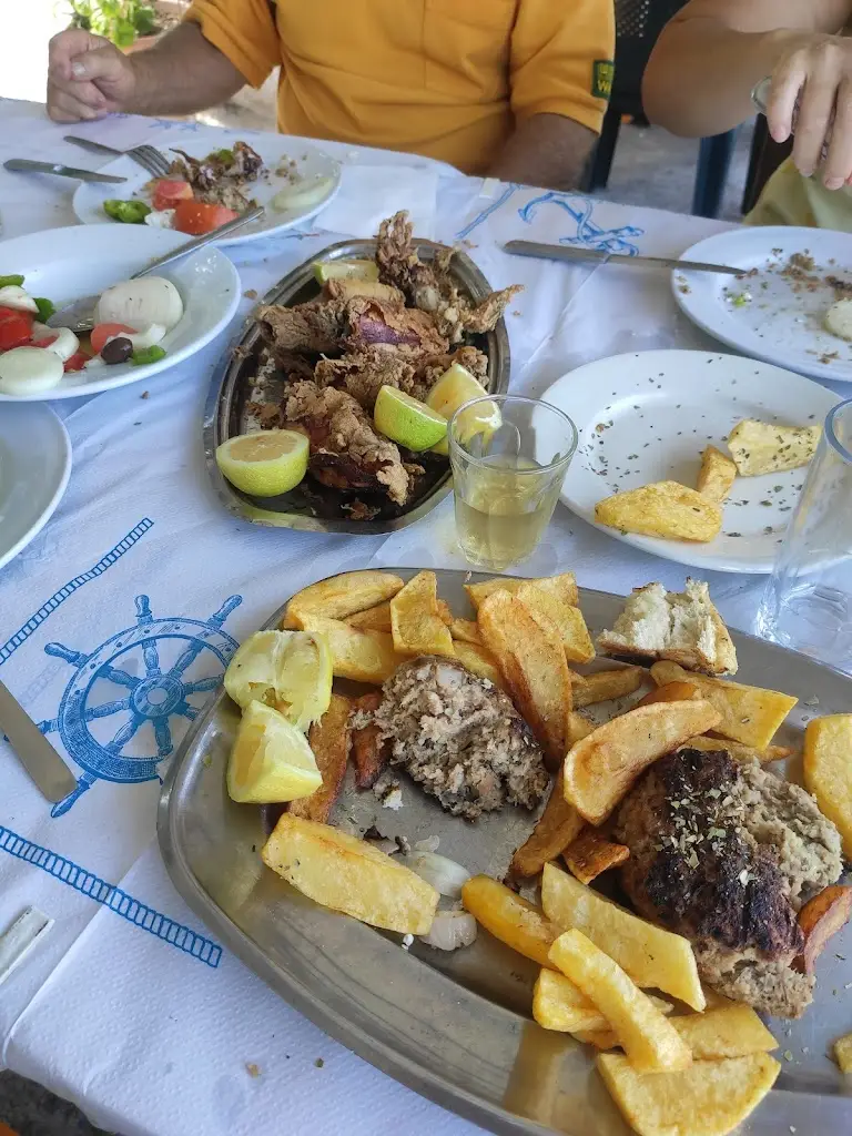 Menü_Ο Παράδεισος_Áyioi Apóstoloi_Bild_8