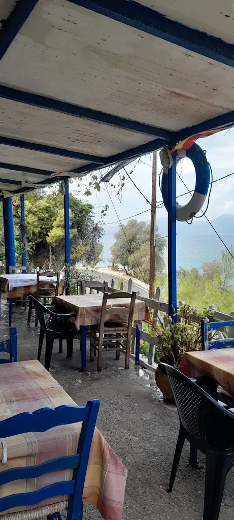 Ο Παράδεισος_Áyioi Apóstoloi_slider_image_1