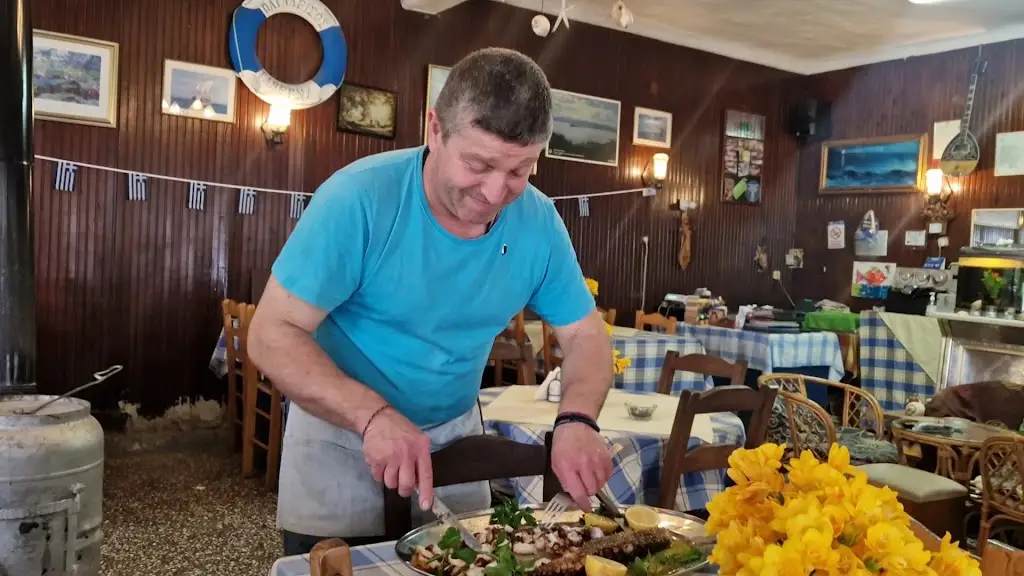 Ο Παράδεισος_Áyioi Apóstoloi_slider_image_2