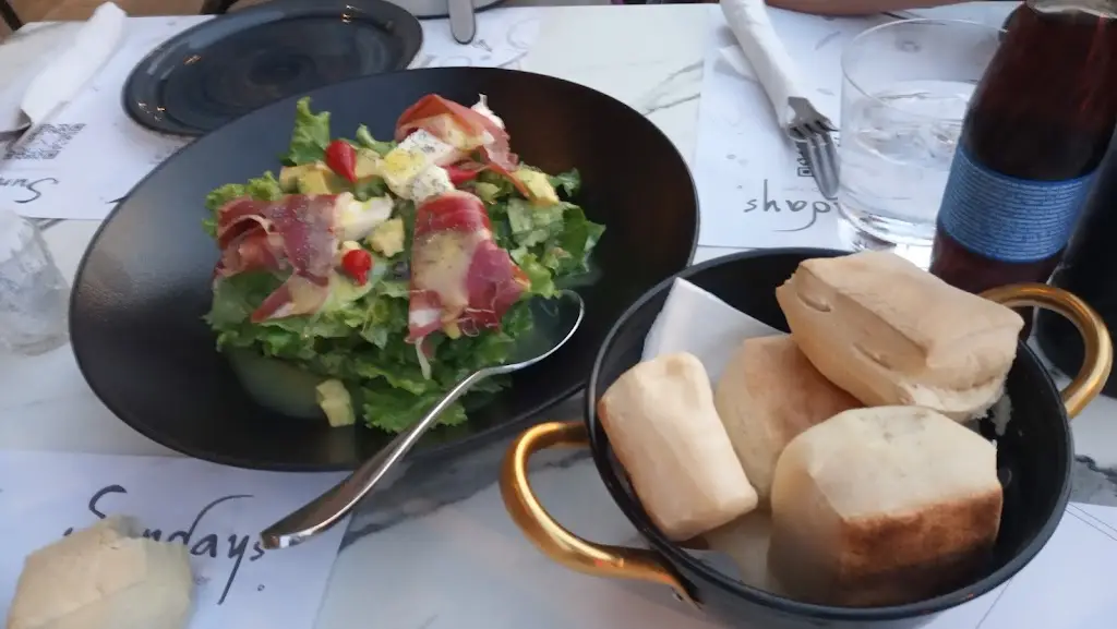 Menü_Sunday's_Litóchoro_Bild_7