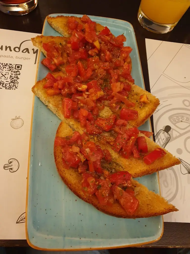 Menü_Sunday's_Litóchoro_Bild_9