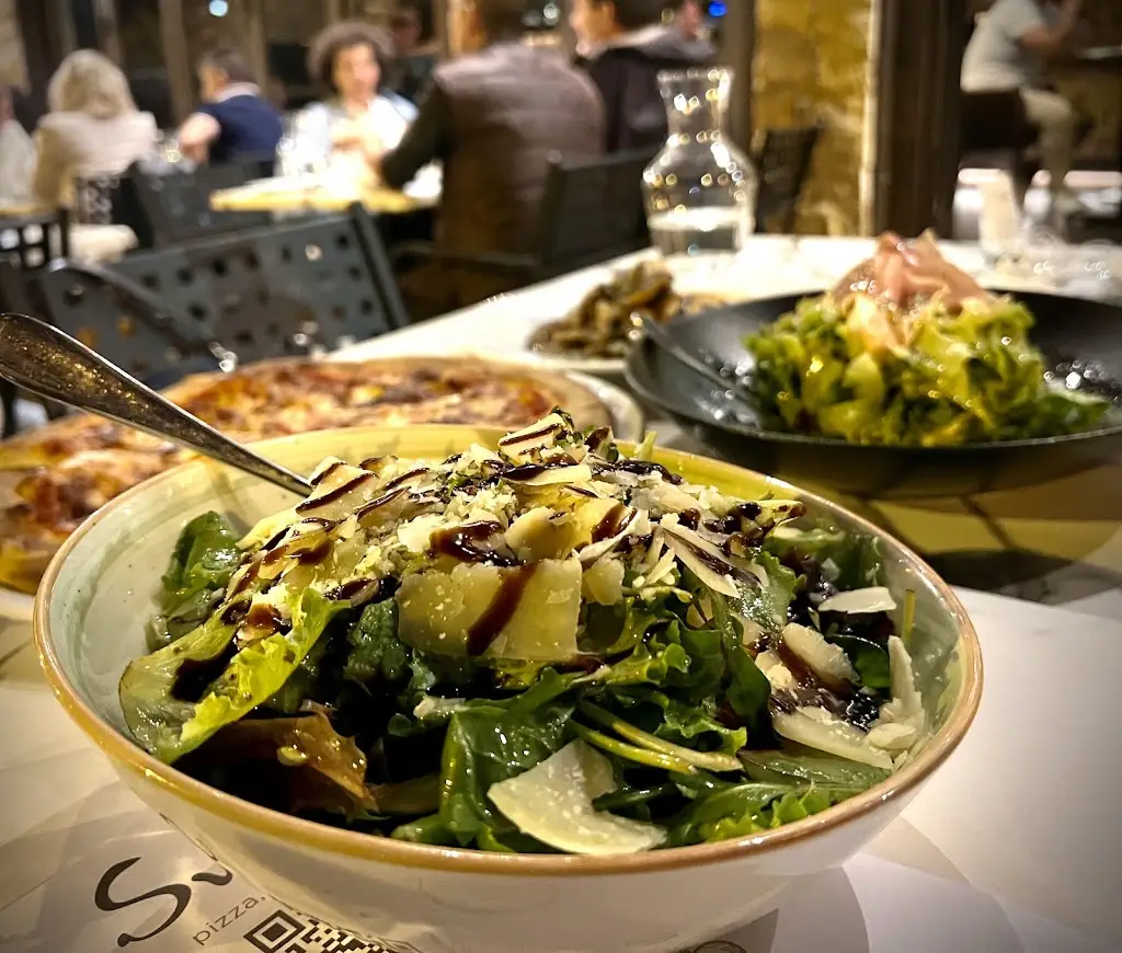 Nick Peregrini_Sunday's_Litóchoro_Bewertung