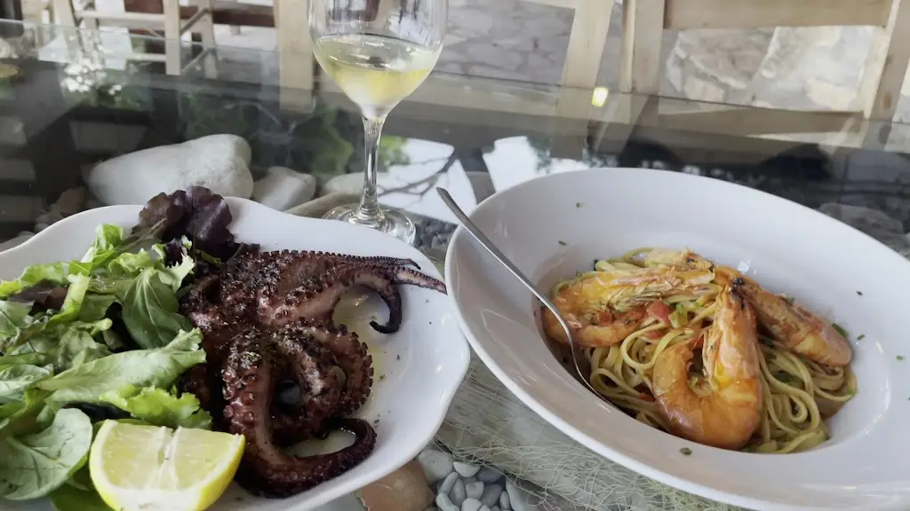 Lofos Restaurant und Pizzeria_Lófos_slider_image_2