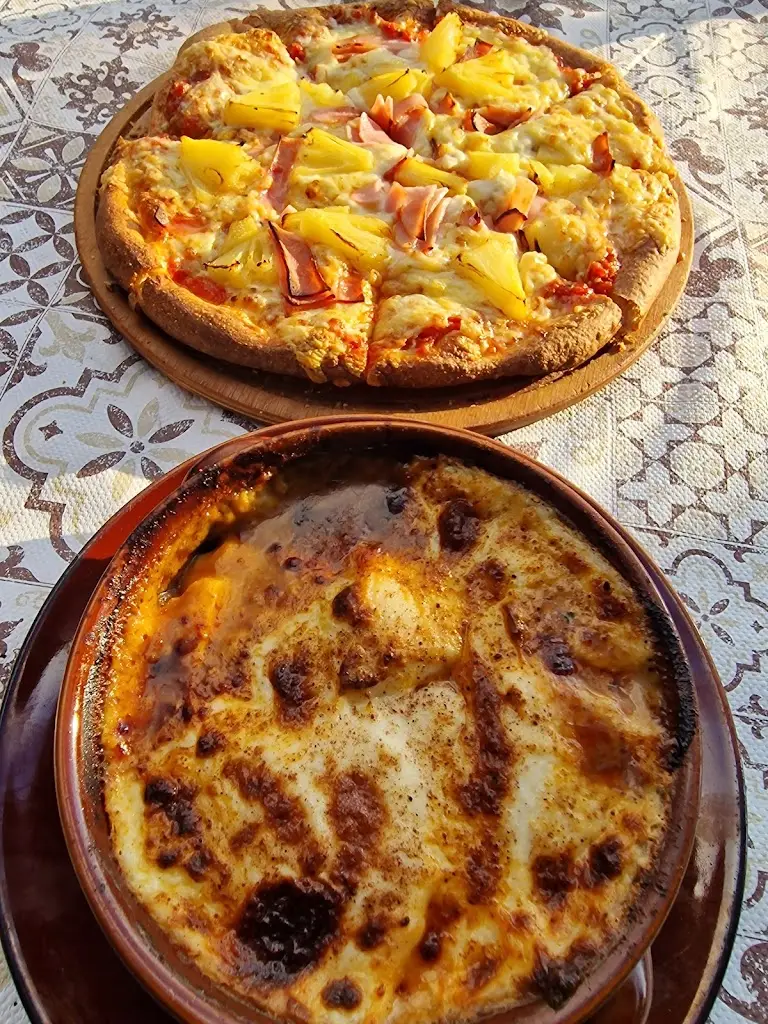 Lofos Restaurant und Pizzeria_Lófos_slider_image_3