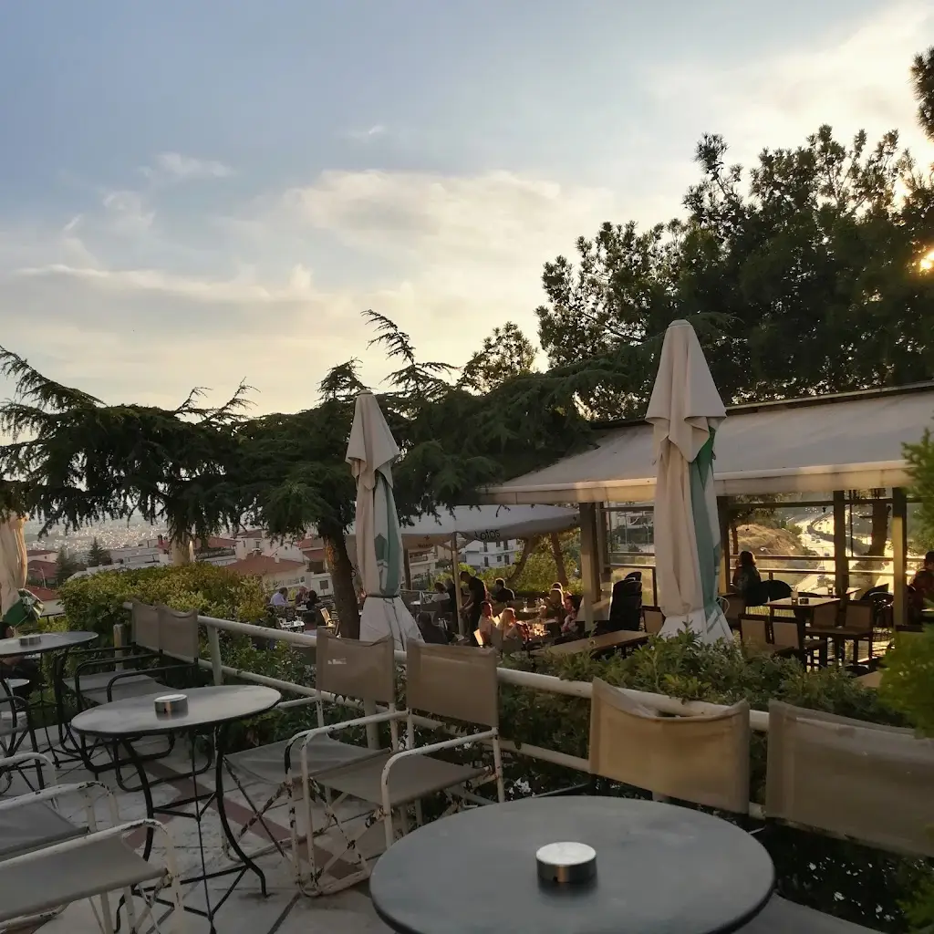 Lofos Cafe · Bar · Restaurant_Lófos_slider_image_1