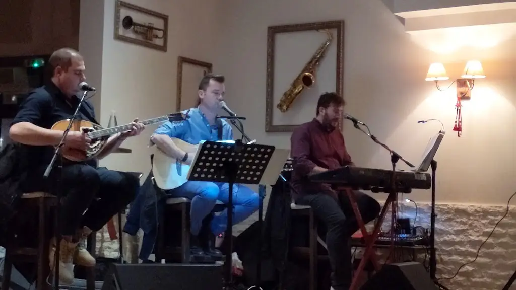 Lofos Cafe · Bar · Restaurant_Lófos_slider_image_2