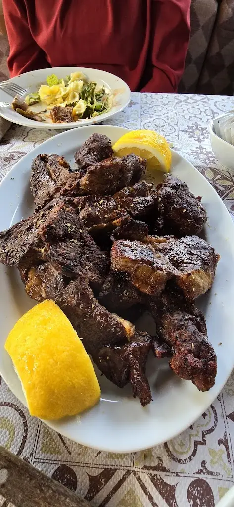 Menu_Tavern The Grey Bear_Lófos_image_9