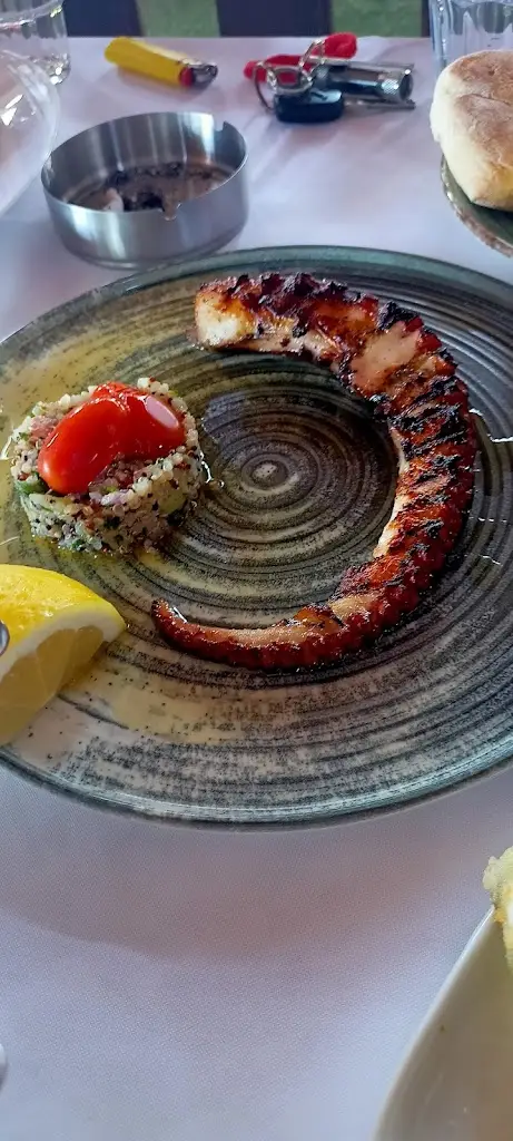 Mina Gk_Just like that_Lagkadás_Bewertung