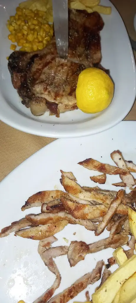 Phaídra Restaurant in Lagkadás