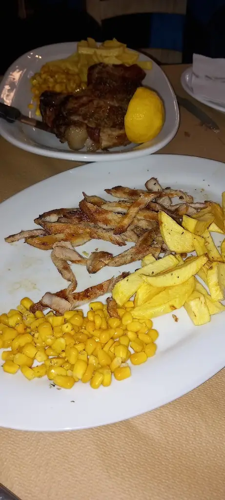 Phaídra_Lagkadás_slider_image_3