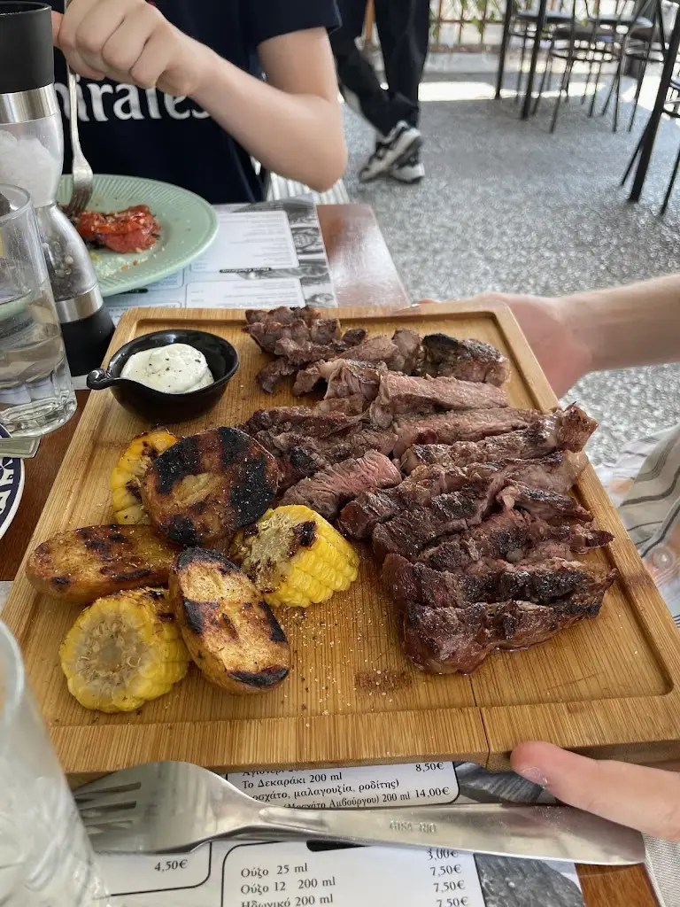 Ilona Nurmela_Λουτρών 33_Lagkadás_Bewertung