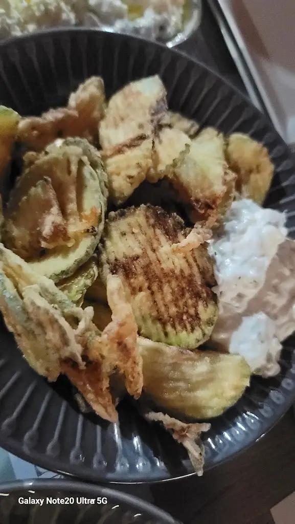 Menü_Μεζέ & Σούβλες_Lagkadás_Bild_8