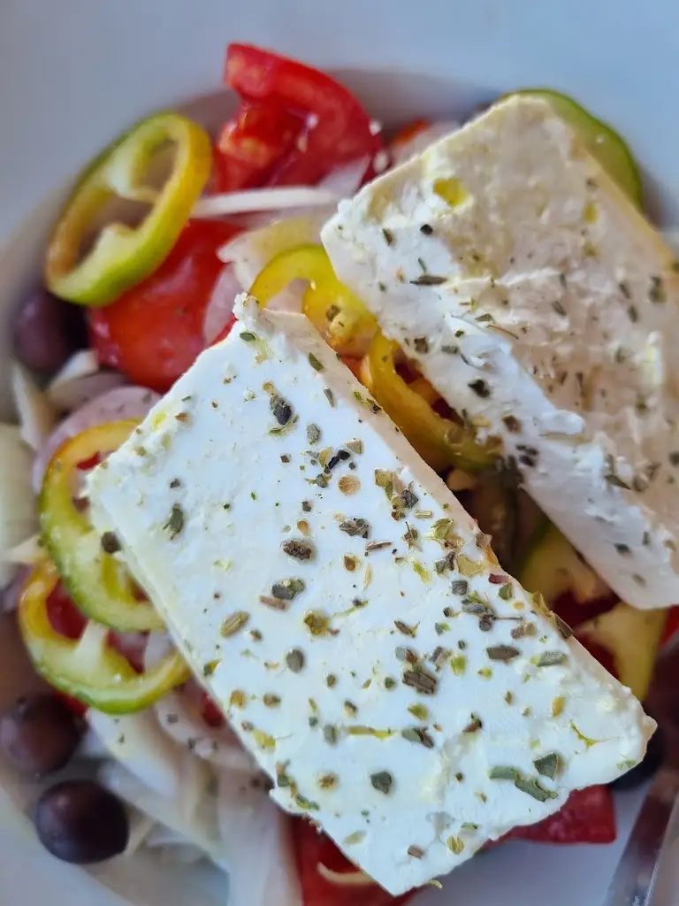 Håkan Enhager_Aposperitis_Makrýgialos_review