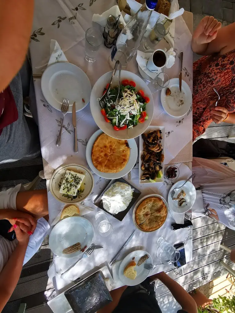 Menü_Restaurant Elias_Makrýgialos_Bild_7