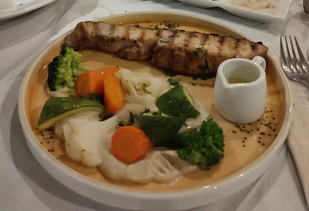 Restaurant Elias_Makrýgialos_slider_image_2