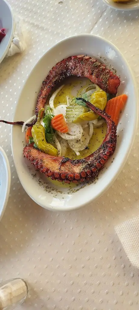 Menu_Ο Γιαλός_Makrýgialos_image_1