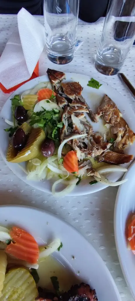 Giorgos Bablks_Ο Γιαλός_Makrýgialos_review