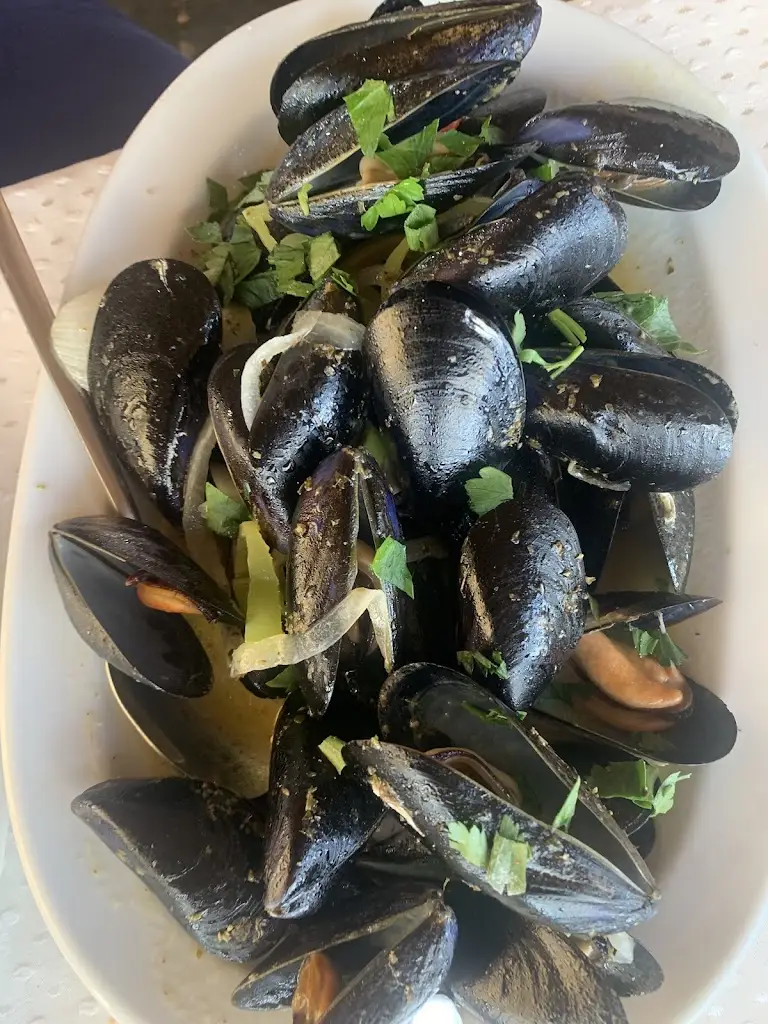 Ο Γιαλός_Makrýgialos_slider_image_3