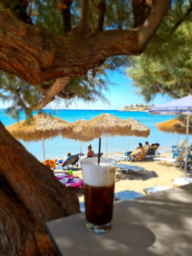 Menü_Revans Beach Bar_Makrýgialos_Bild_3