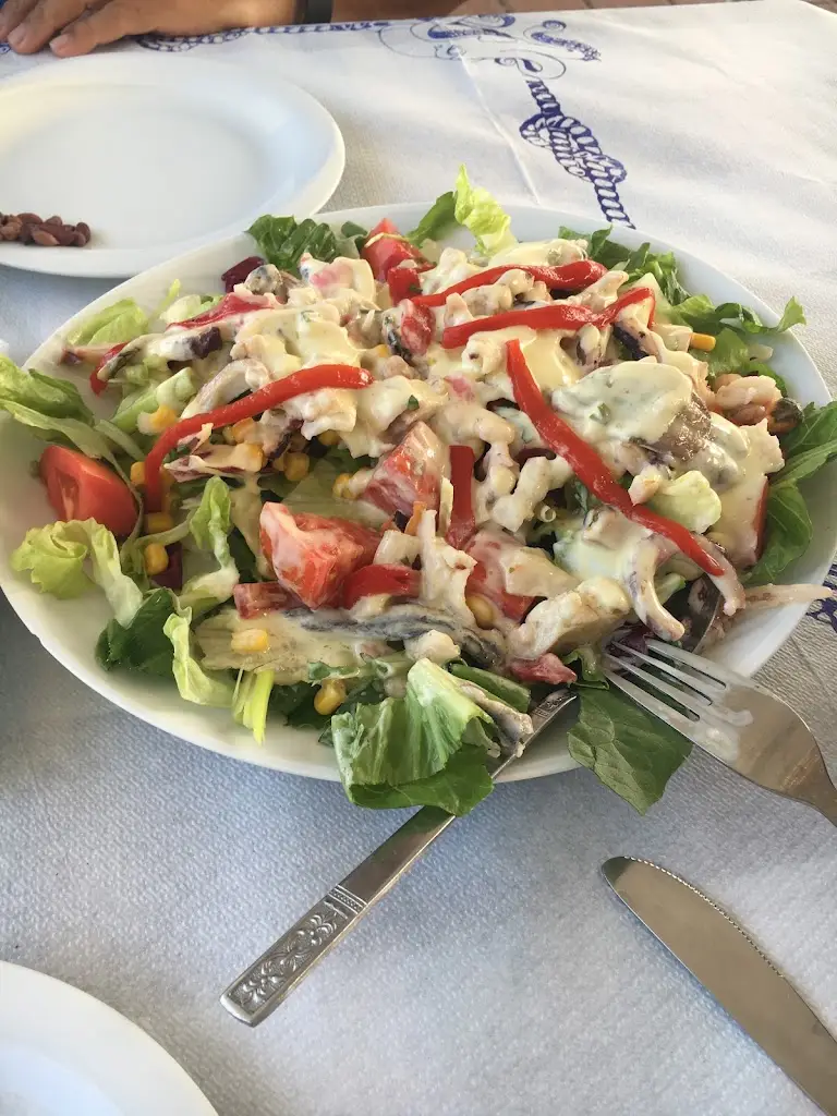 Sheila Amaneer_Deck café -The coffee project - coffee & brunch -_Makrýgialos_Bewertung