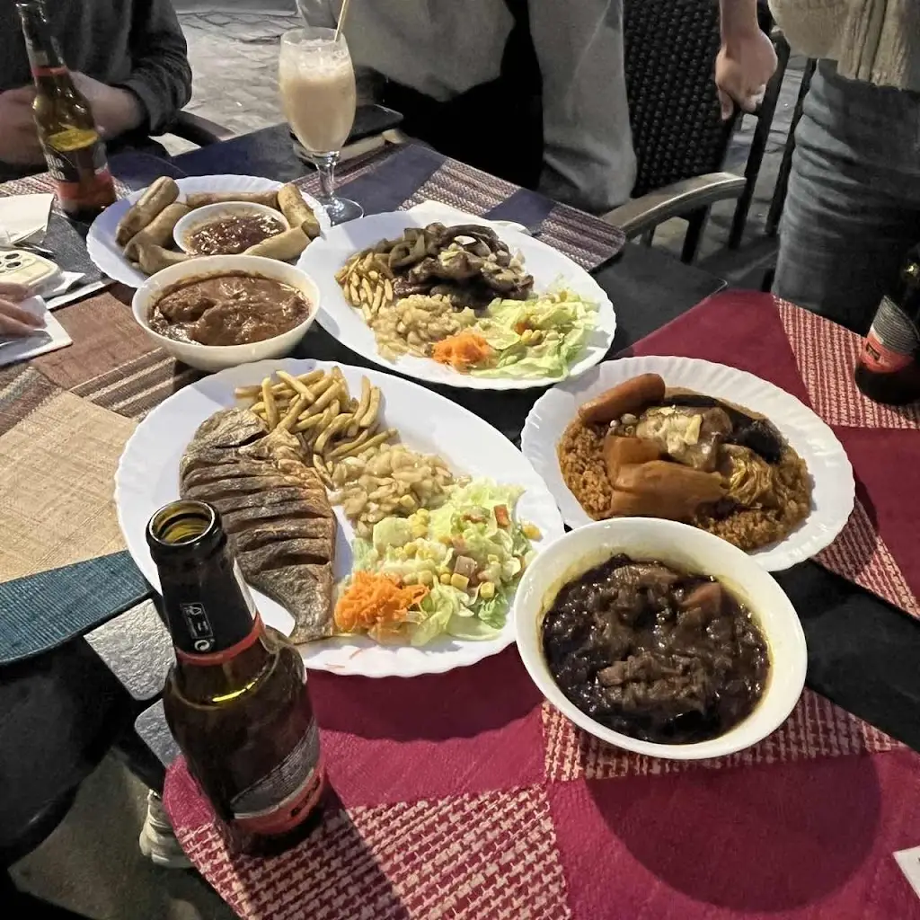 Stefanos Drigakis_Το Καφενείο της Ευτέρπης - Ευτέρπη Παυλίδου_Mavrothálassa_Bewertung