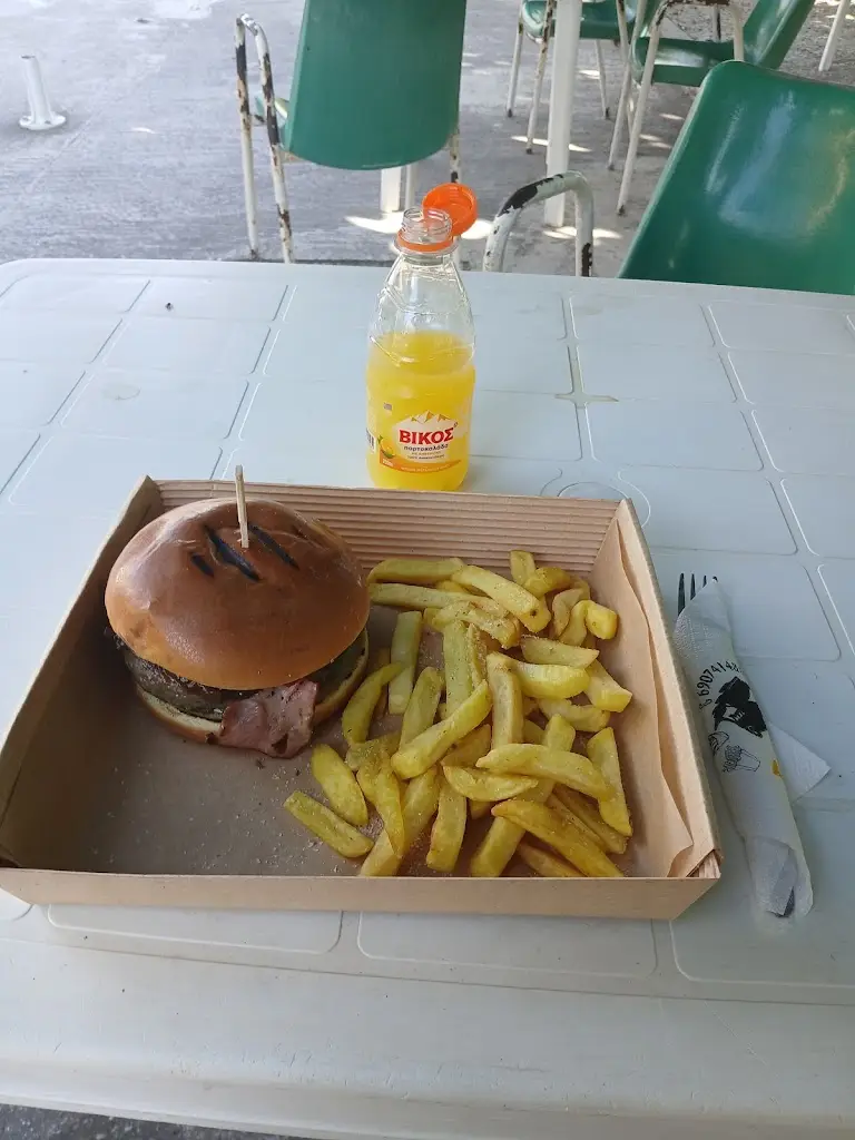 Καντίνα Τσόρος_Mavrothálassa_slider_image_2