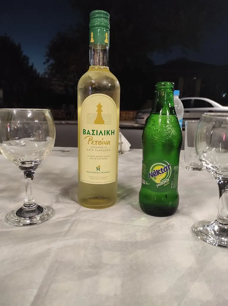 Φανη Νεστορα_Περί ορεξεως Taverna_Mavrothálassa_Bewertung