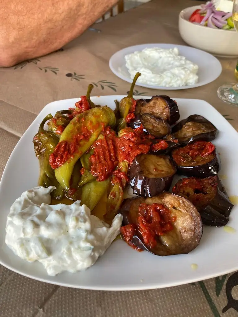 Menü_ΔΙΣΑΚΙΑ εστιατόριο - ταβέρνα_Mavrothálassa_Bild_7