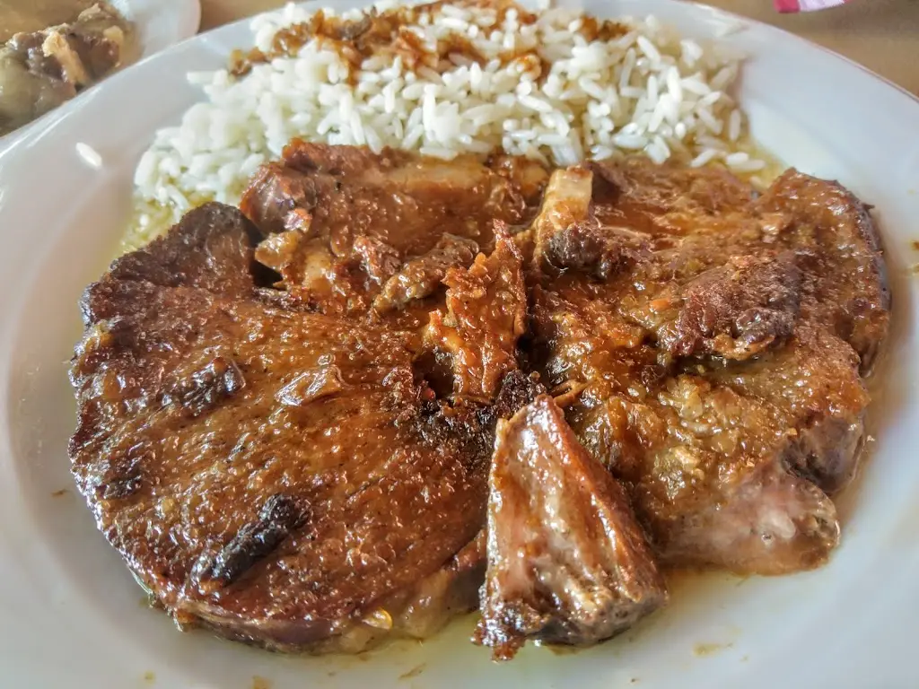 Ταβέρνα το Μικρό Σούλι_Mavrothálassa_slider_image_3