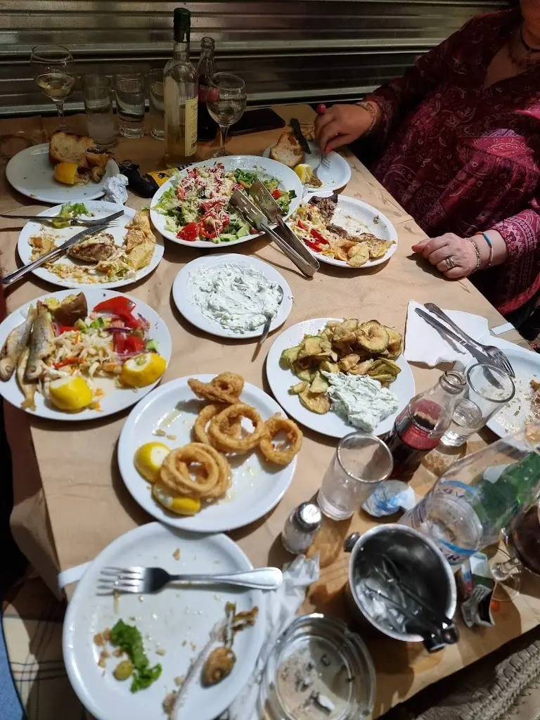 Dimitrios Megas_ΤΟ ΕΥΘΥΜΟΝ ΜΕΖΕΔΑΚΙ_Meneméni_Bewertung