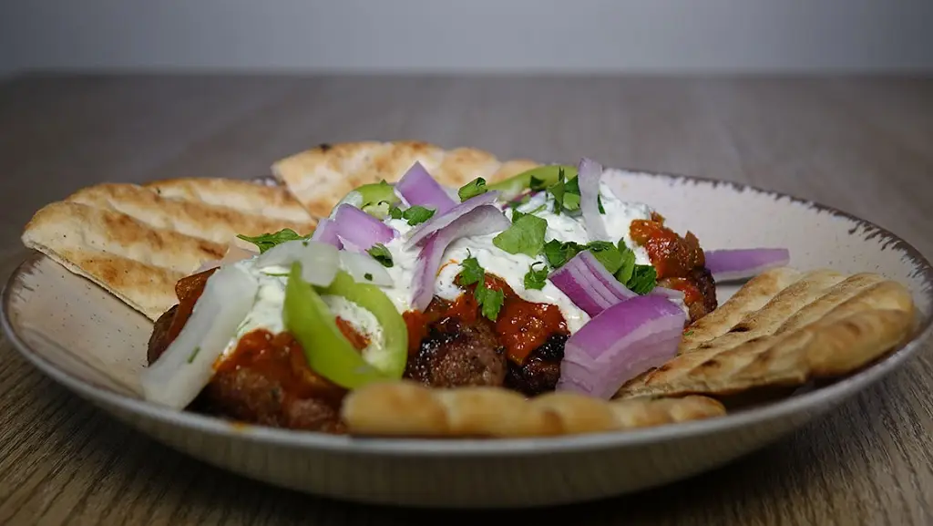 Berlin_Meneméni_slider_image_3