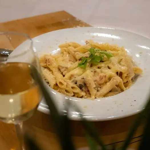 Menü_Pizza la piazza_Mikró Monastíri_Bild_2