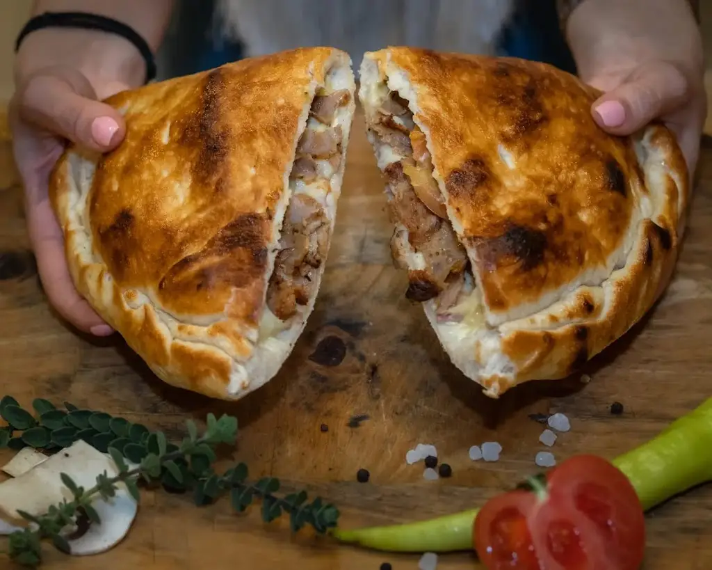 Menü_Pizza la piazza_Mikró Monastíri_Bild_7