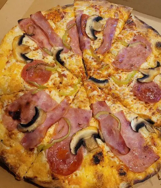 Pizza la piazza_Mikró Monastíri_slider_image_2