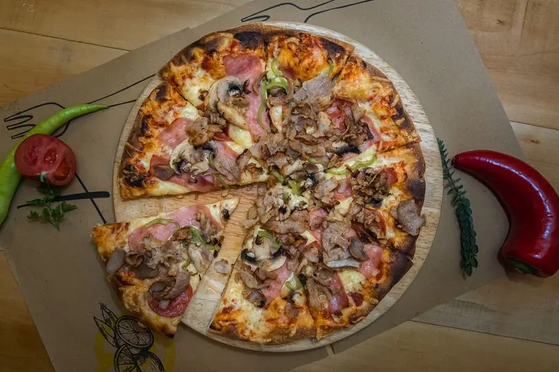 Pizza la piazza_Mikró Monastíri_slider_image_3