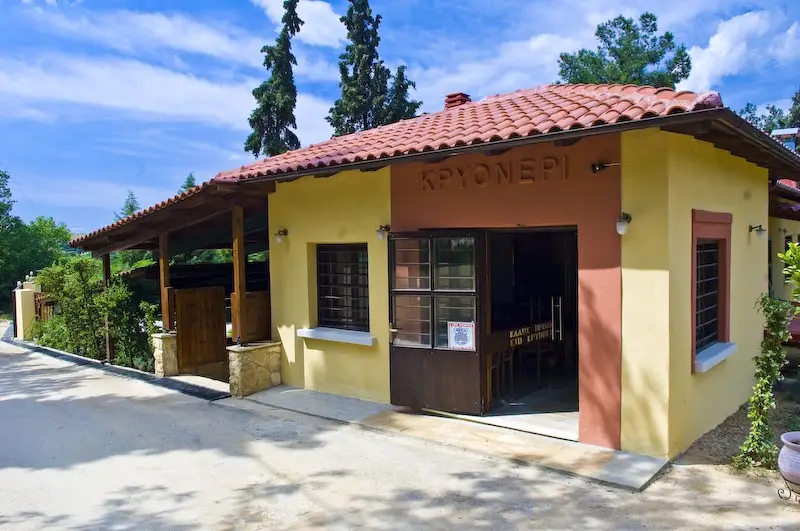 Traditional Taverna Krioneri_Melissochóri_slider_image_3