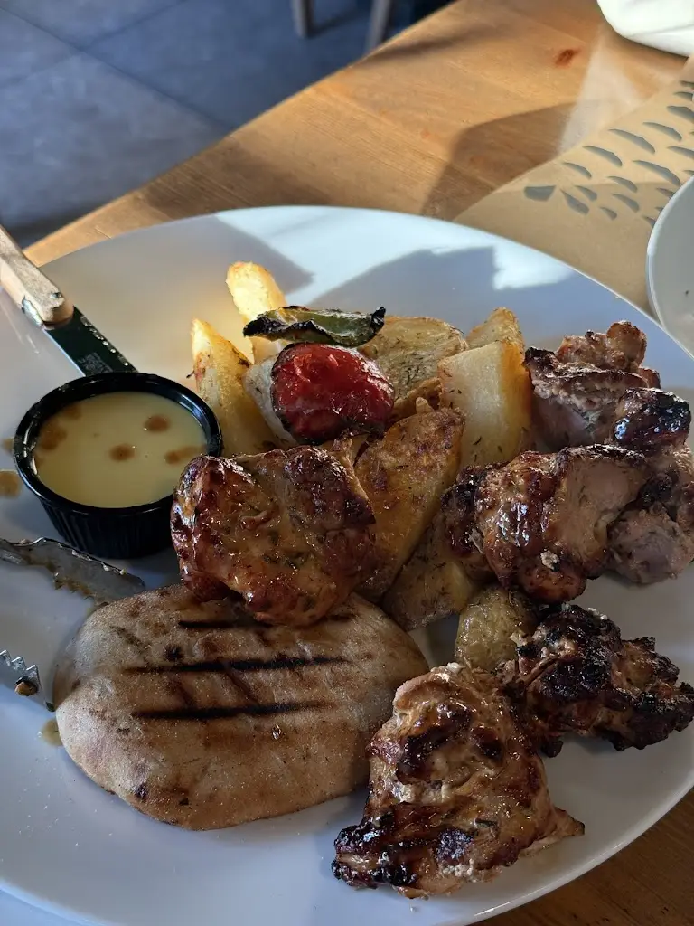 Christina_Koukounari Restaurant_Cholargós_review