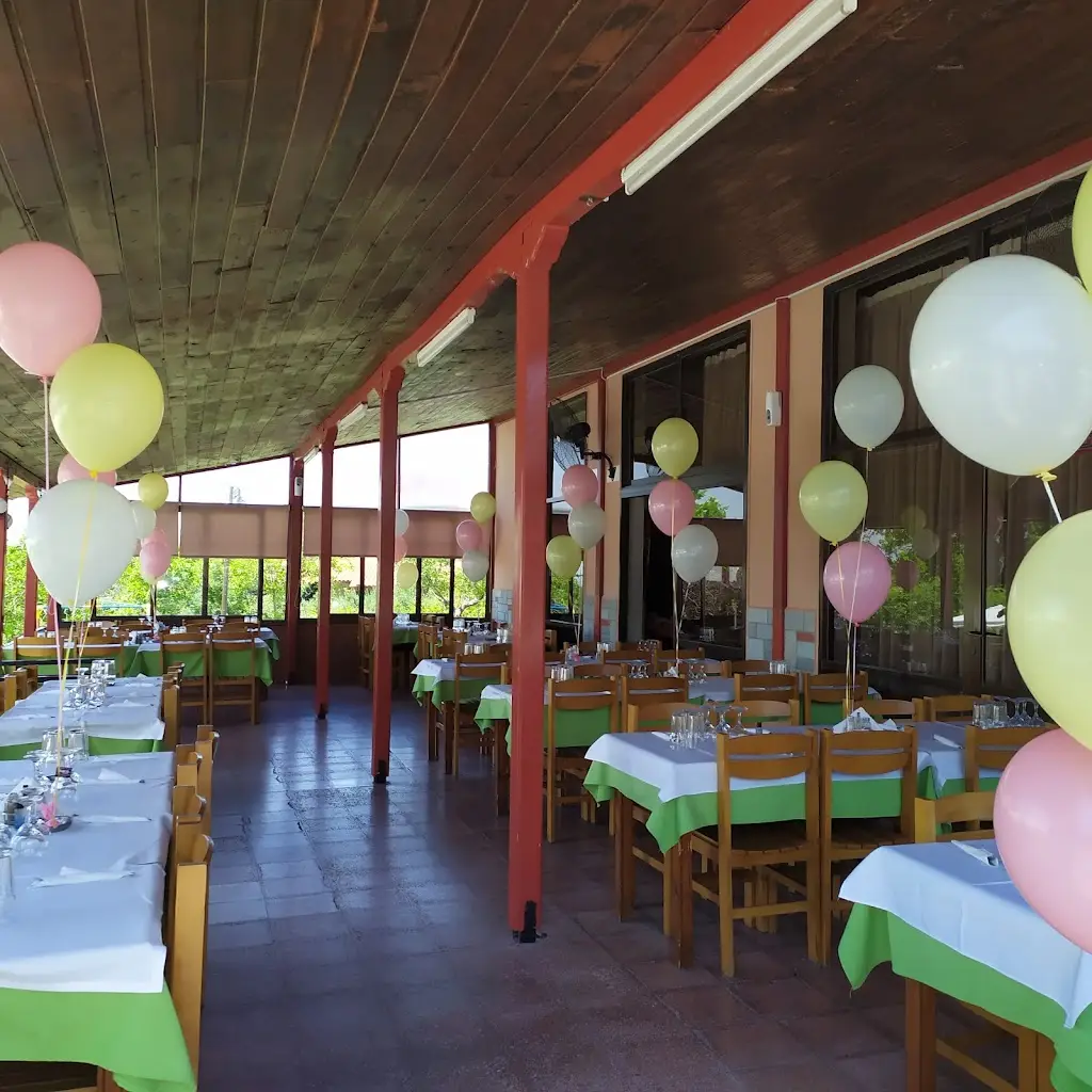 Ταβέρνα Χαρίσης Restaurant in Melissochóri