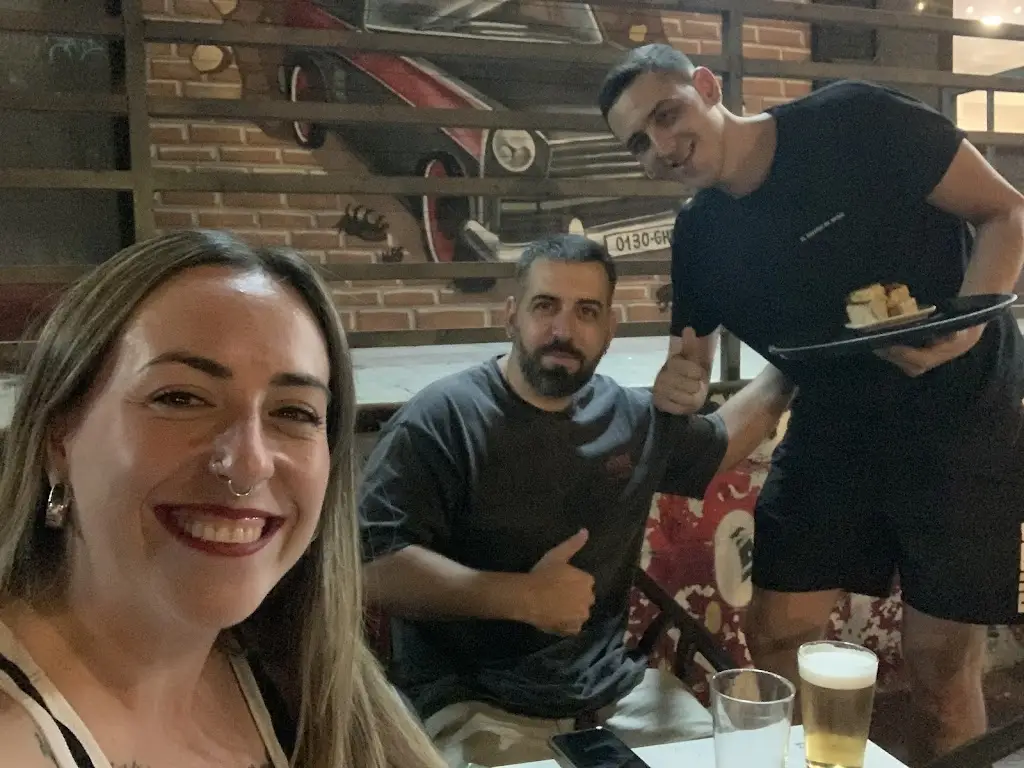 Katahdin Withnall_Xrysikos Restaurant_Melissochóri_review