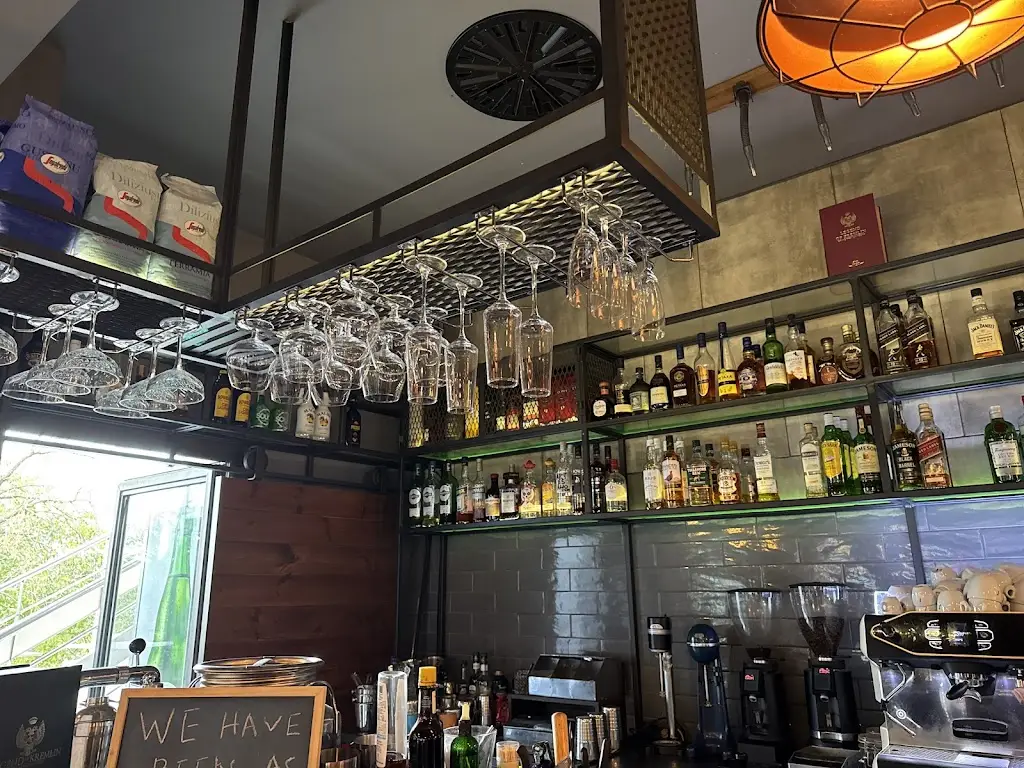 SARA’S SKG_Melissochóri_slider_image_3