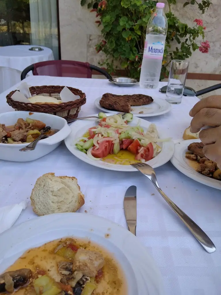 Menü_Ταβέρνα “Αρχοντικό” (Κέντρο Δεξιώσεων)_Melíki_Bild_3