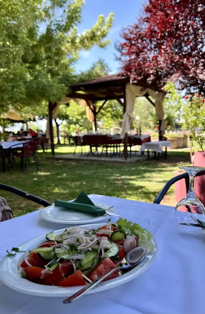 Iryna Ch_Ταβέρνα “Αρχοντικό” (Κέντρο Δεξιώσεων)_Melíki_Bewertung