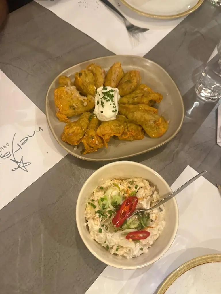 Cyrille Fleskens_Merastri Sellia Taverna_Melíki_review