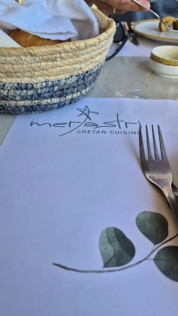 Maria Orologa_Merastri Sellia Taverna_Melíki_review