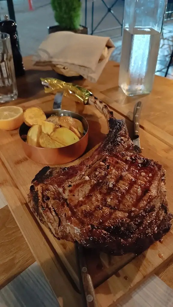 Kyriakos Sidi._Black Sheep_Melíki_review