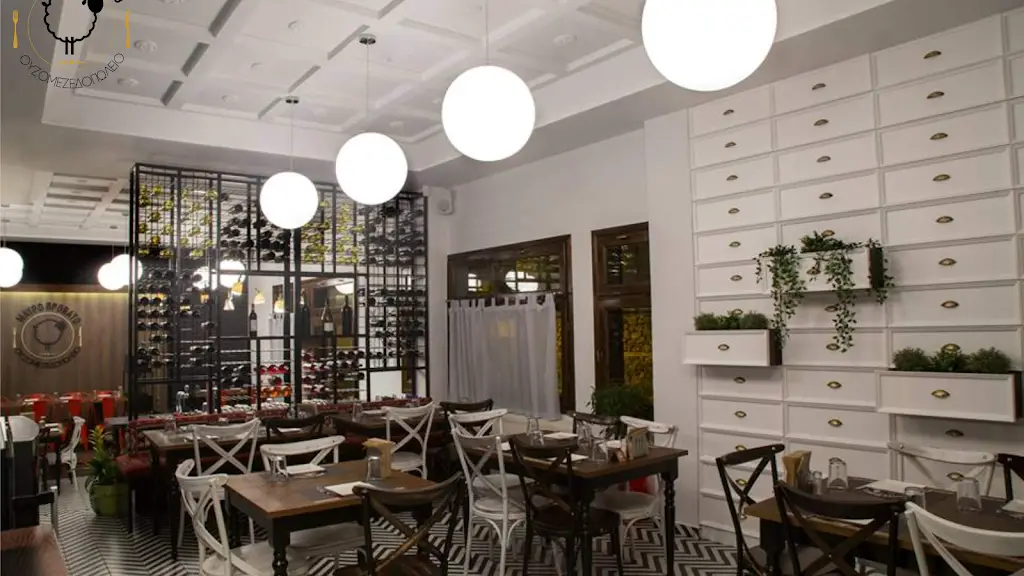 Black Sheep Restaurant in Melíki