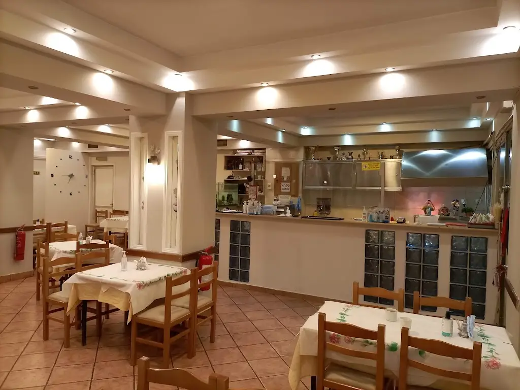 Η Καλη Καρδια Restaurant in Melíki