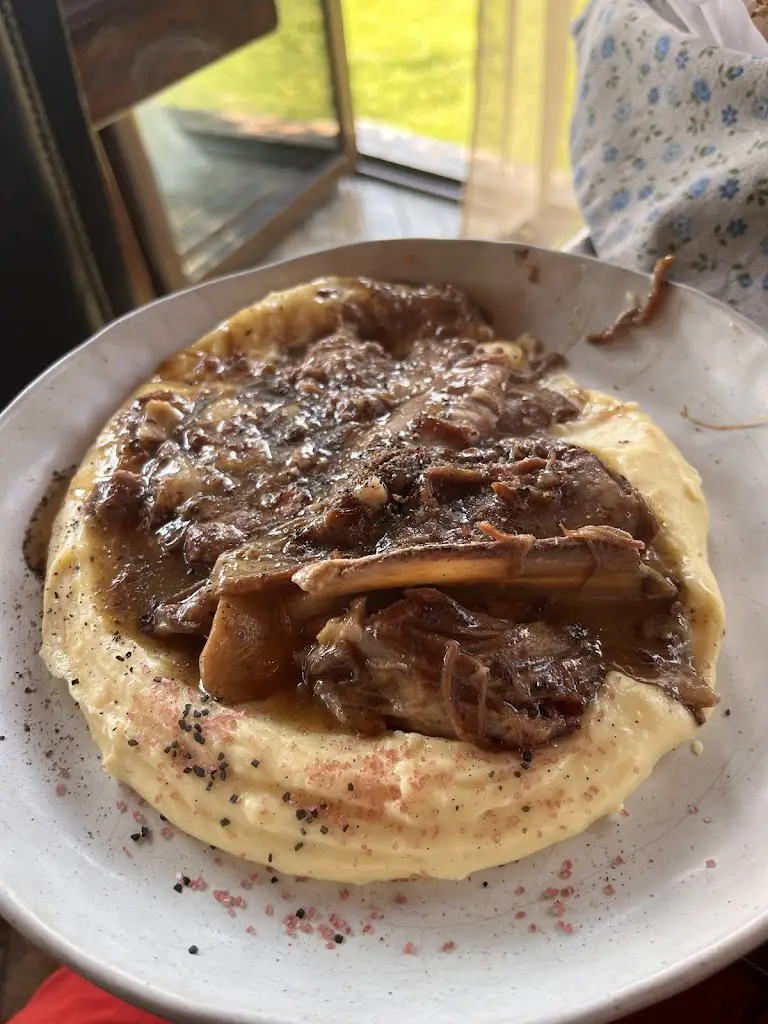 Natalia Agudelo_Ekeímeros_Melíki_Bewertung