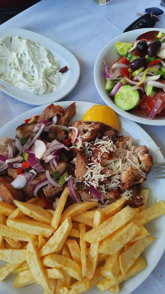 Denisa-Violeta Dumitrescu_Ψησταριά Ταβέρνα ο Κίμων_Melíki_Bewertung